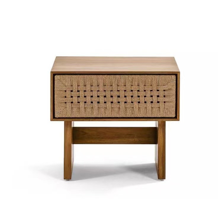Table de chevet en rotin — photo 2